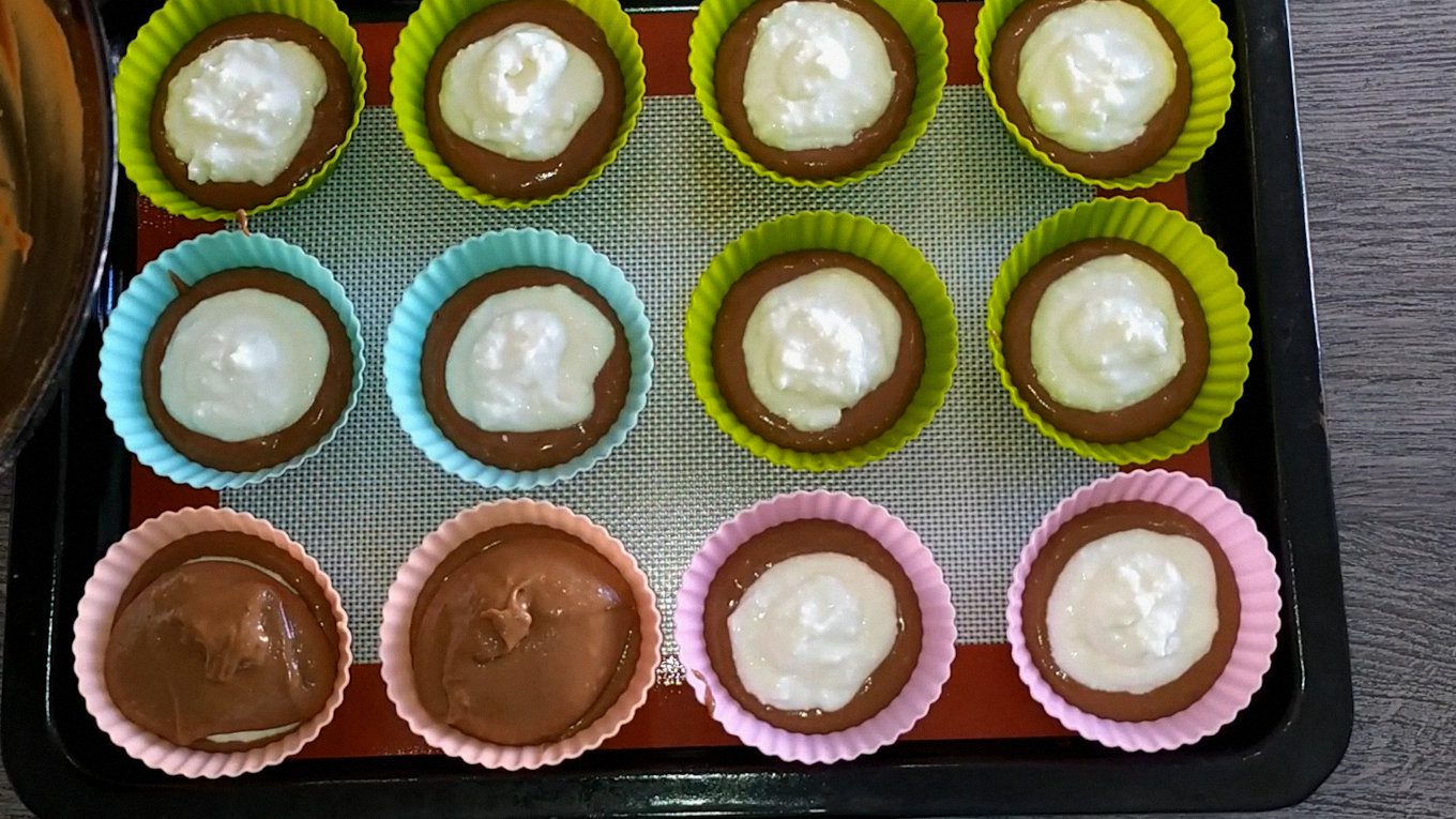 Кондитери показали, як зробити кекси з начинкою всього за 40 хвилин