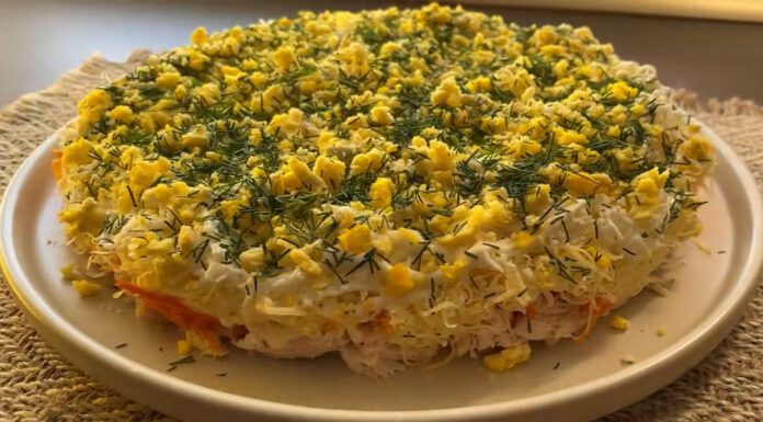 По 1 ложці – і будь-який салат буде шедевром високої кухні: тепер навіть свекруха заздрить мені Кулінари розповіли, яка спеція додає салатам кращого смаку