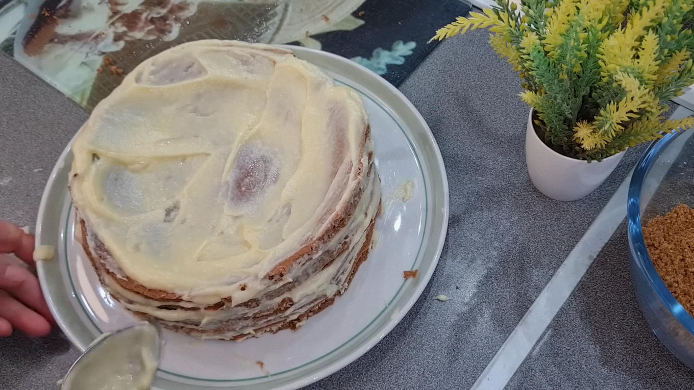 Швидкий рецепт торта у стилі Наполеону без випікання коржів у духовці