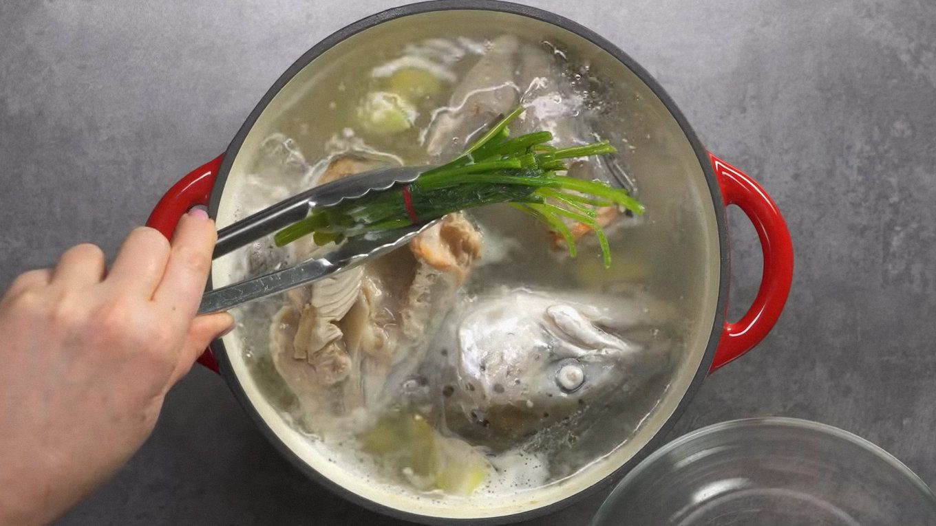 Кулінари поділилися рецептом дуже смачного дієтичного супу з рибою