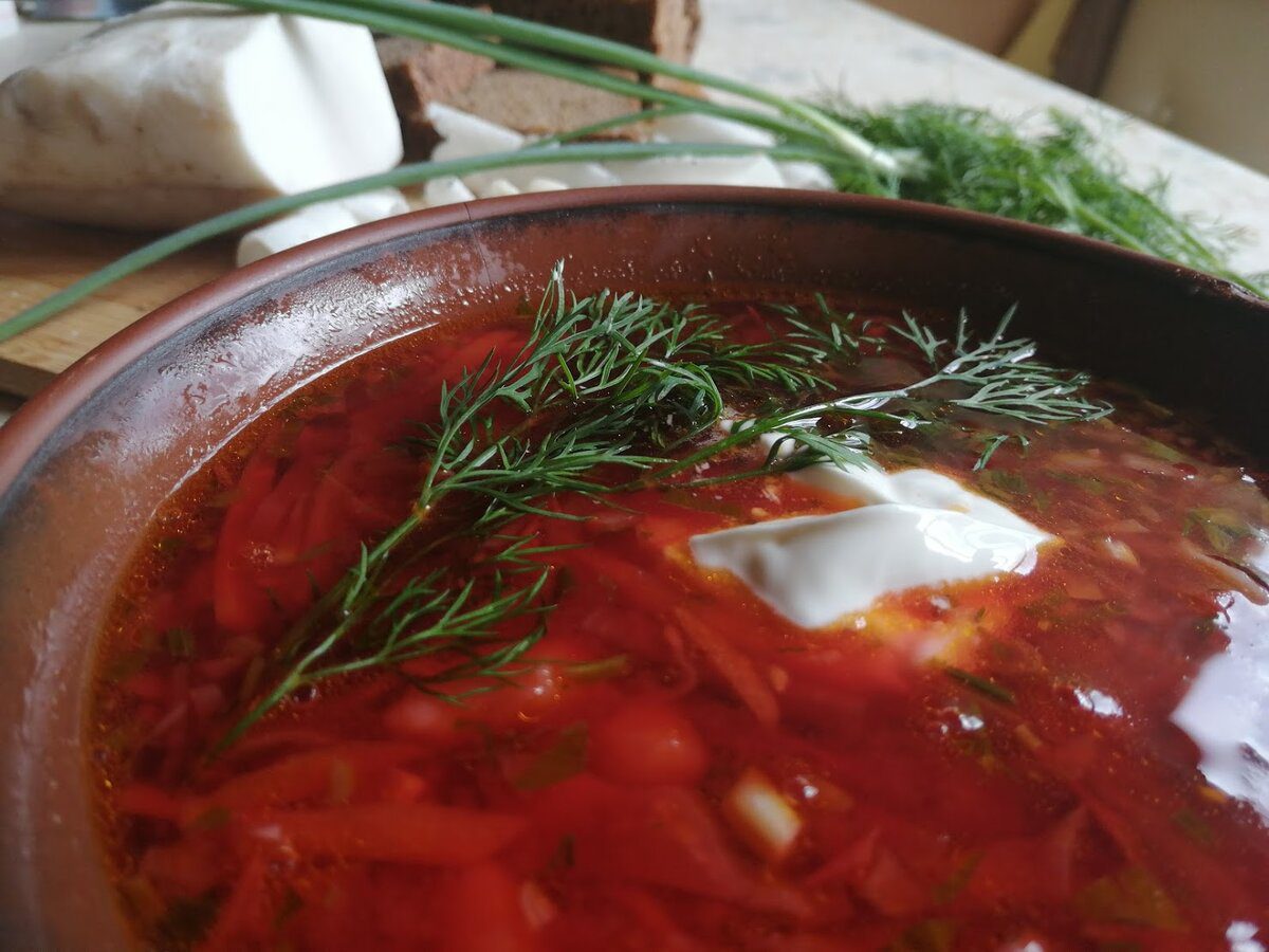 Кулінари розповіли, як правильно варити традиційний український борщ, аби вийшло смачно