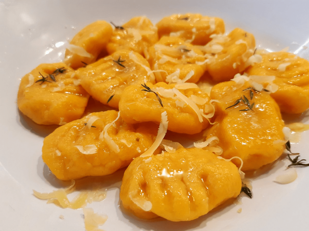 Кулінари розповіли, як приготувати смачні гарбузові галушки нашвидкуруч – простий рецепт