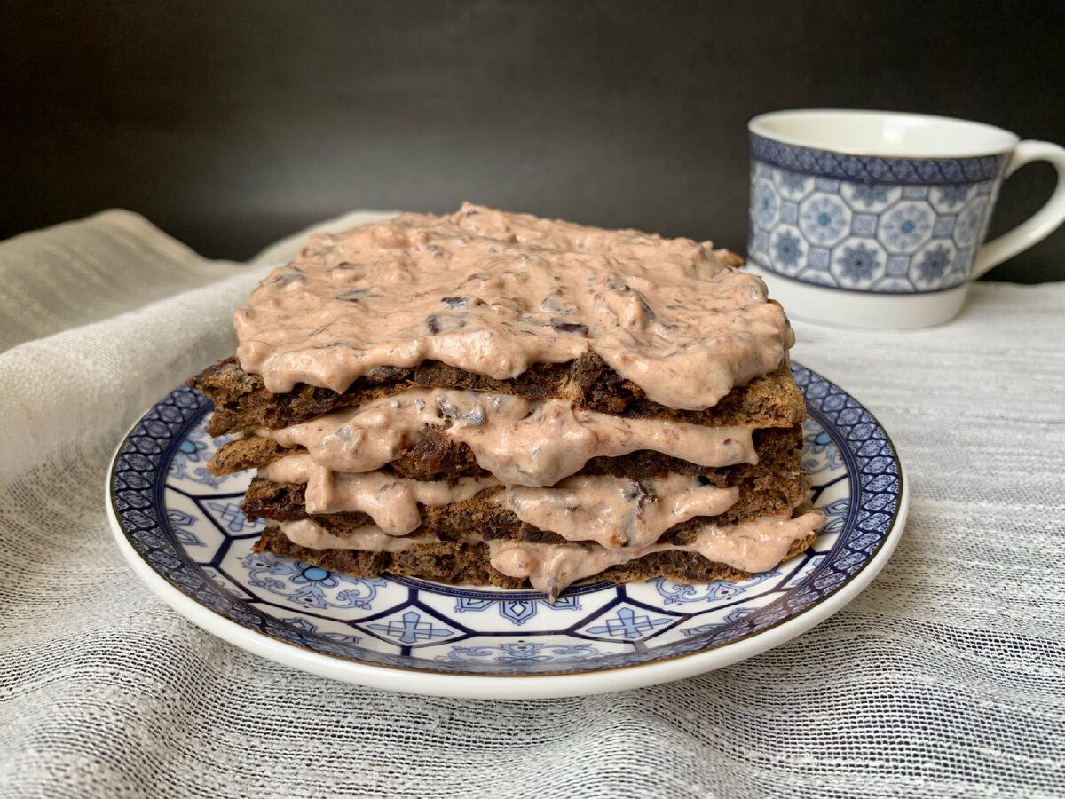 Кулінари розповіли, як приготувати смачний торт без випікання та клопоту – простий рецепт