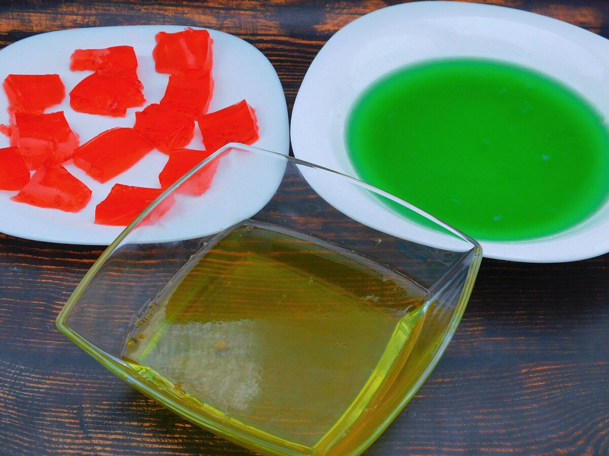 Господиням розповіли, чому торт Бите скло може не застигати в процесі приготування