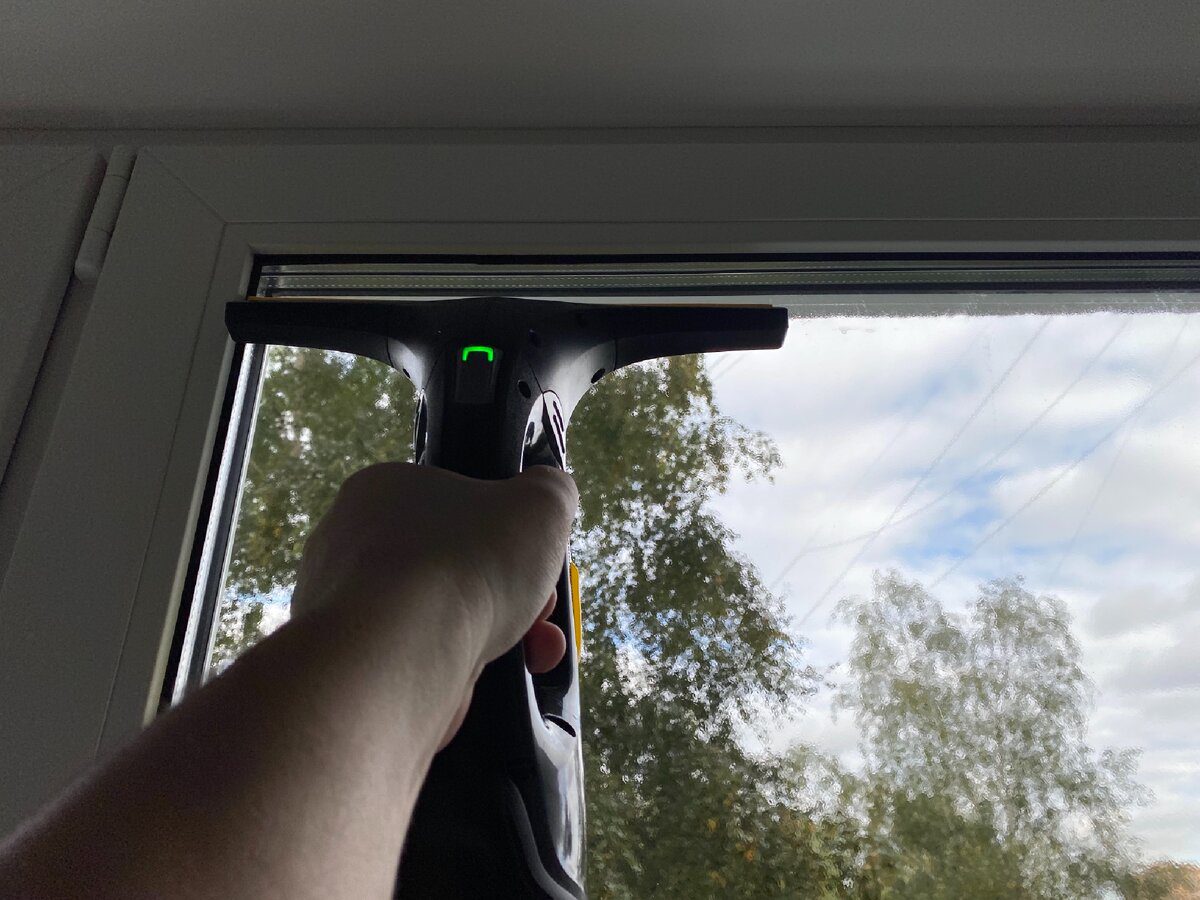 Експерти розповіли, як правильно мити вікна в зимовий період, аби вони не були брудними