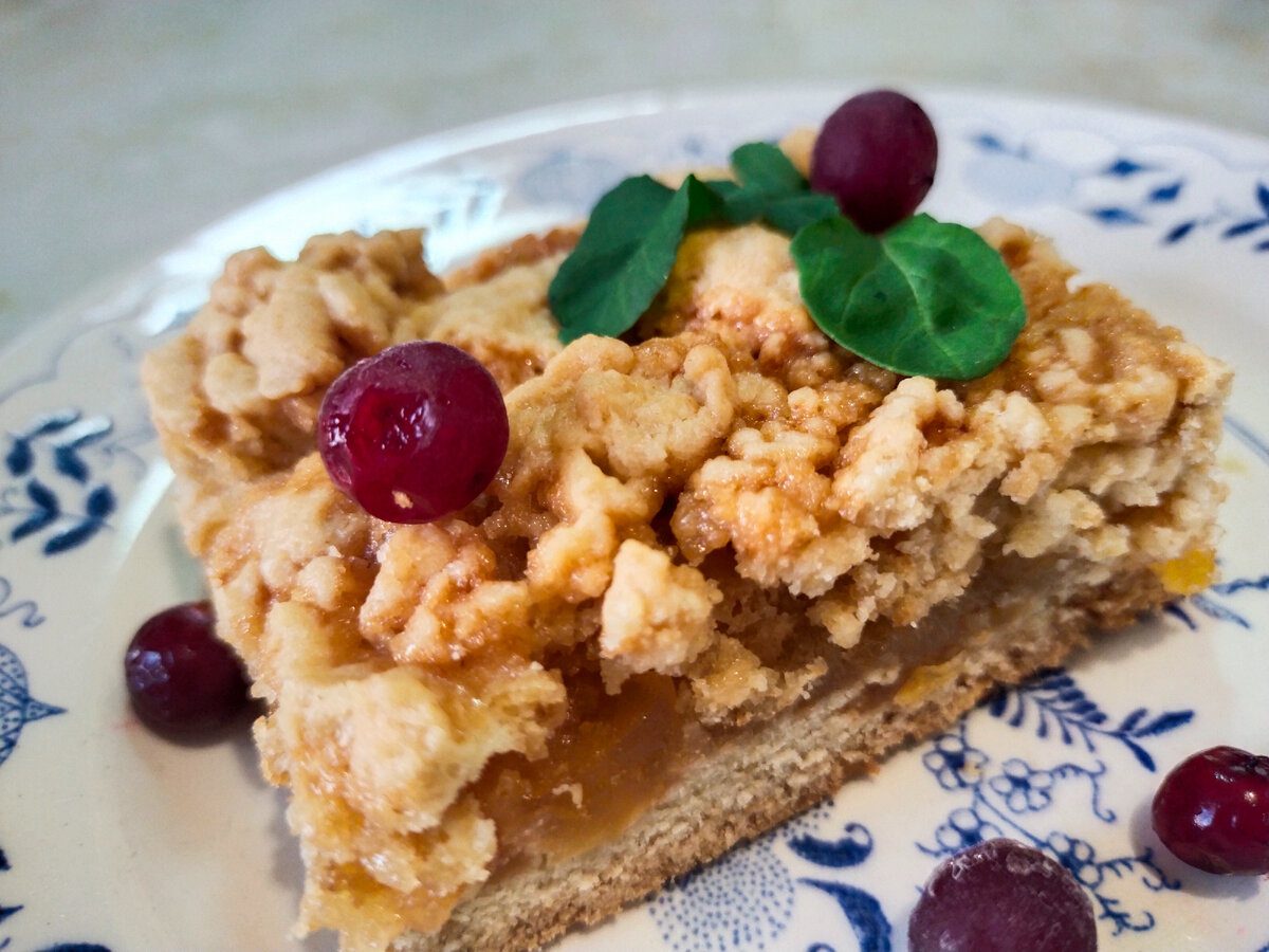 Експерти розповіли, як правильно використовувати варення для начинки, аби воно не витікало