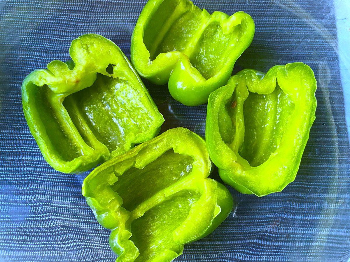 Експерти розповіли, які продукти можна заморозити на зиму – прості та доступні варіанти