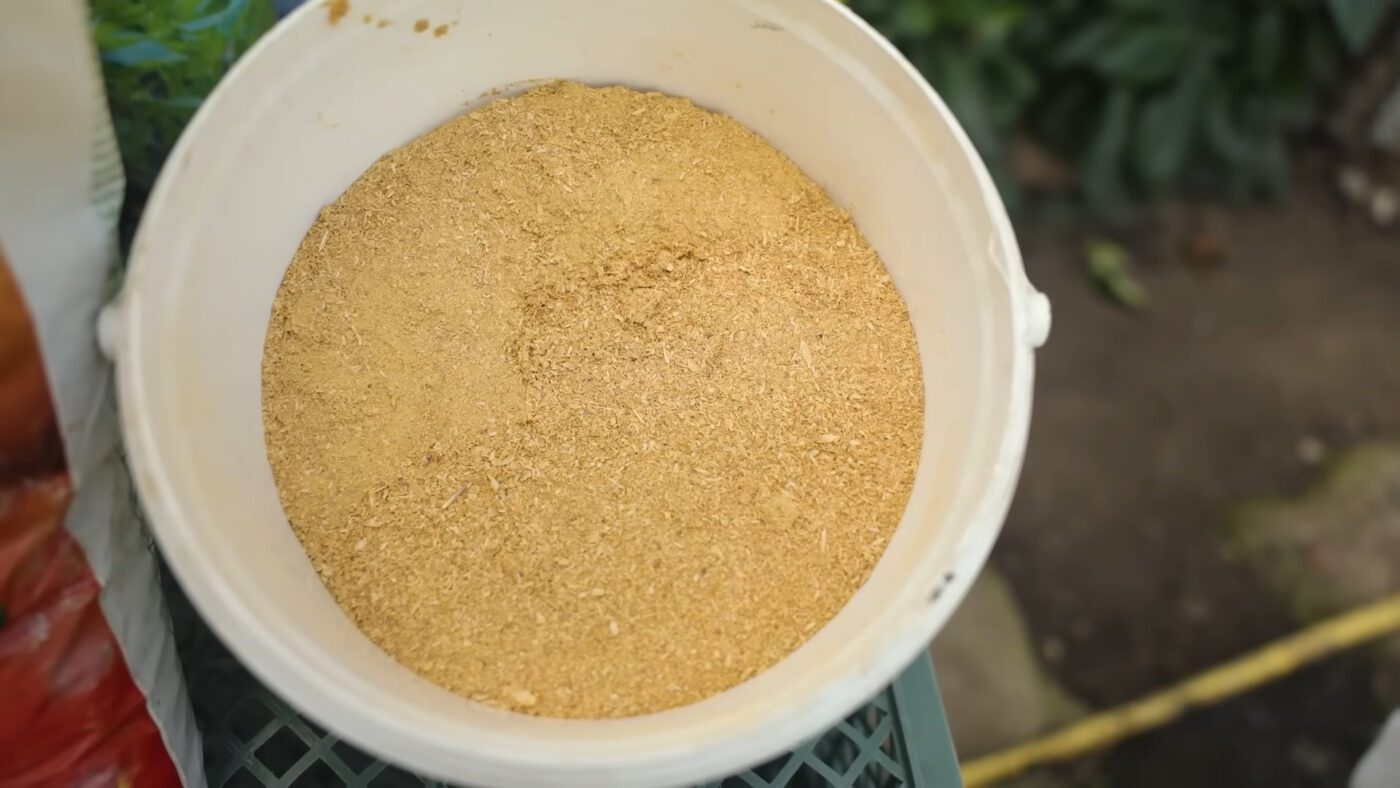 Городники назвали найкраще осіннє підживлення для виснаженого ґрунту