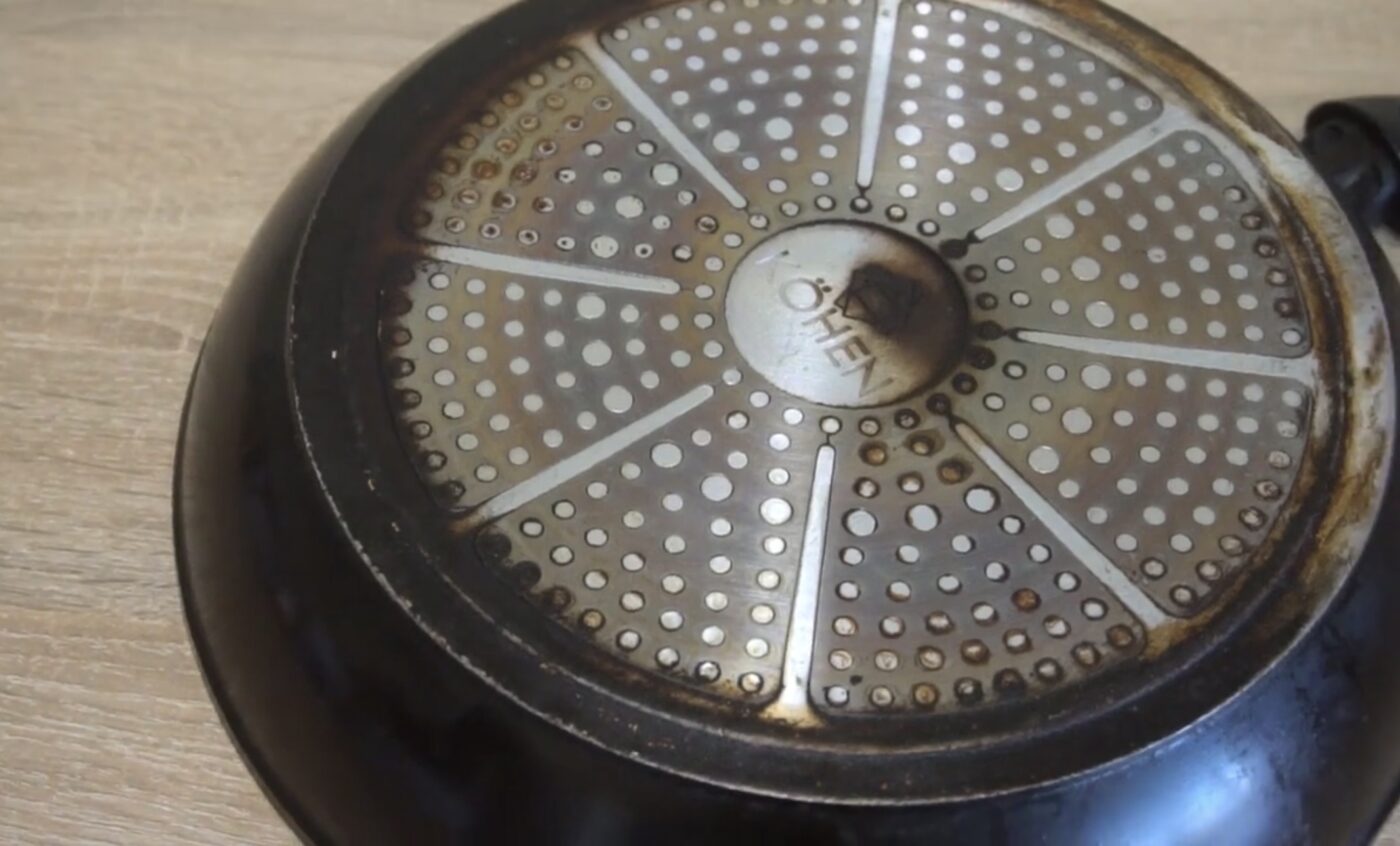 Як почистити старі сковорідки до блиску