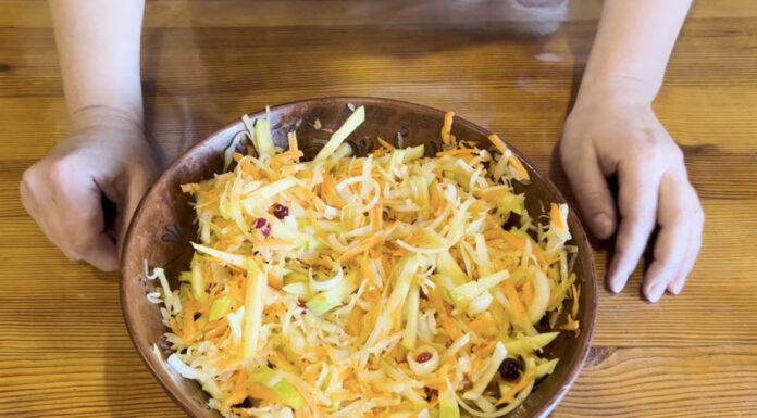 Квашена капуста виходить хрумкою і не “сопливою”, якщо знати 1 секретний день за місячним календарем Господині поділились секретом хрумкої квашеної капусти