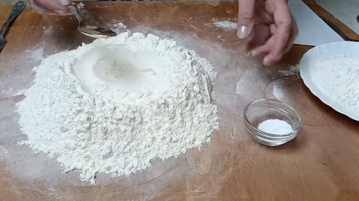 Простий рецепт хрумких коржиків