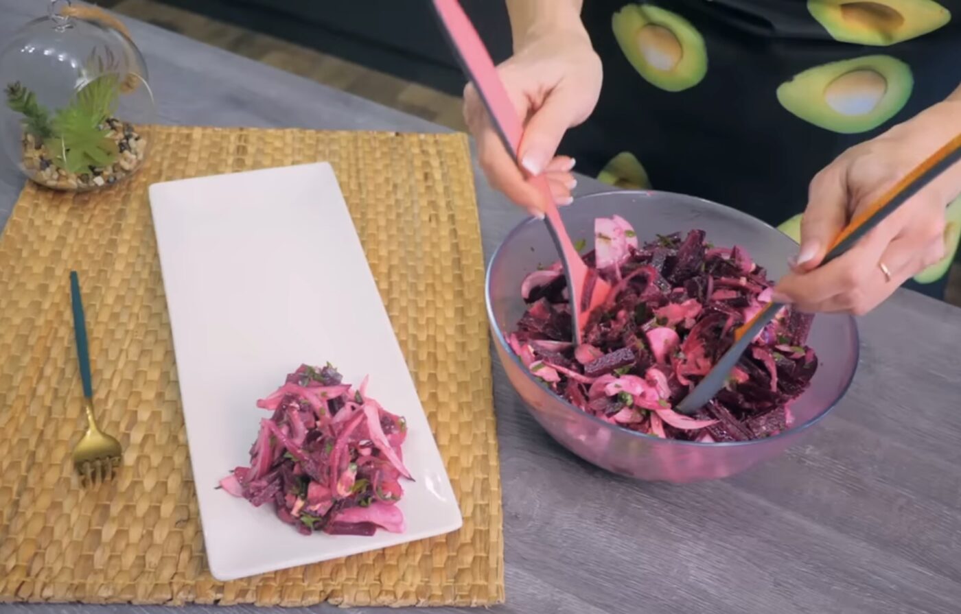 Рецепт простого в приготуванні салату й дуже смачного