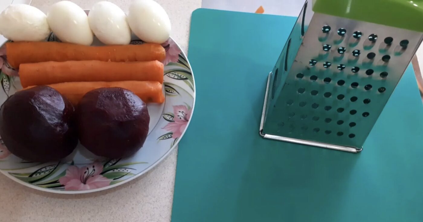 Дуже смачний салат з буряка