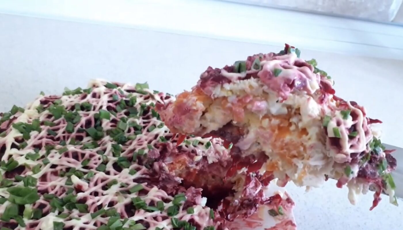Дуже смачний салат з буряка