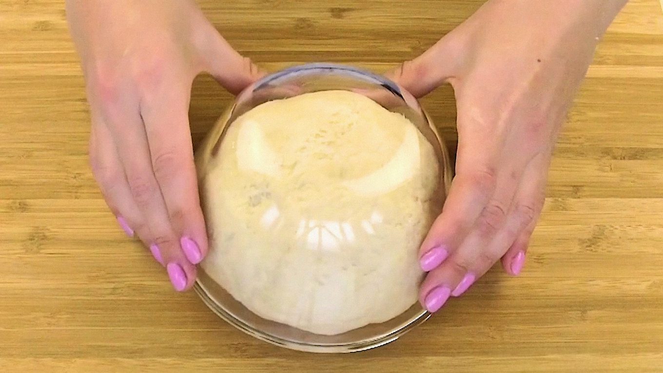 Кулінари поділилися смачним і швидким рецептом картопляних чебуреків