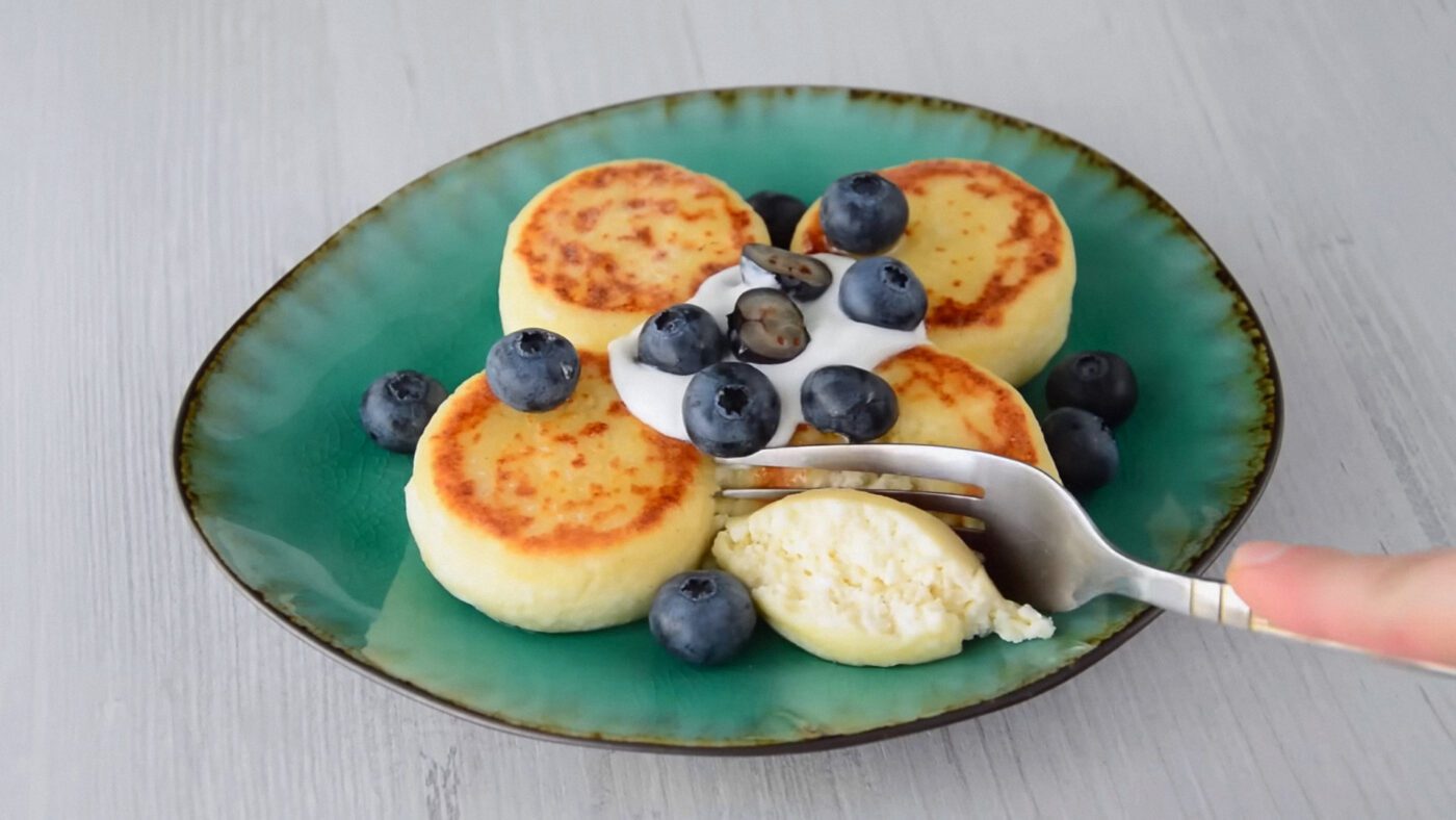 Рецепт ніжних сирників без борошна Рецепт ніжних сирників без борошна