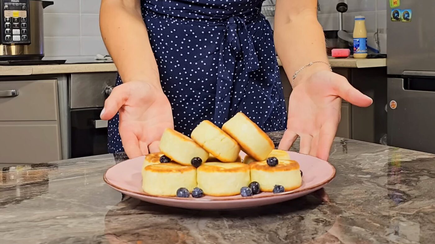 Як приготувати сирники з апетитною скоринкою