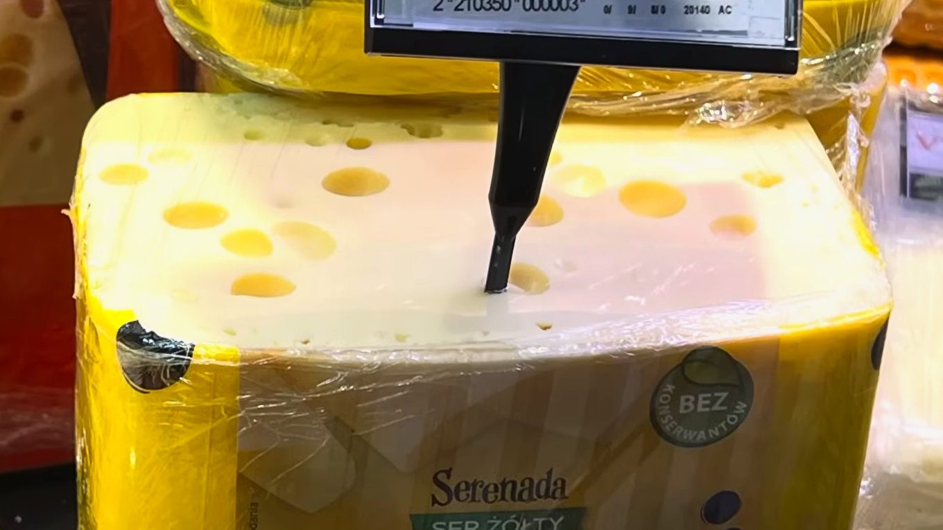 Кухарі порадили 5 найкращих недорогих сирів для піц та запіканок