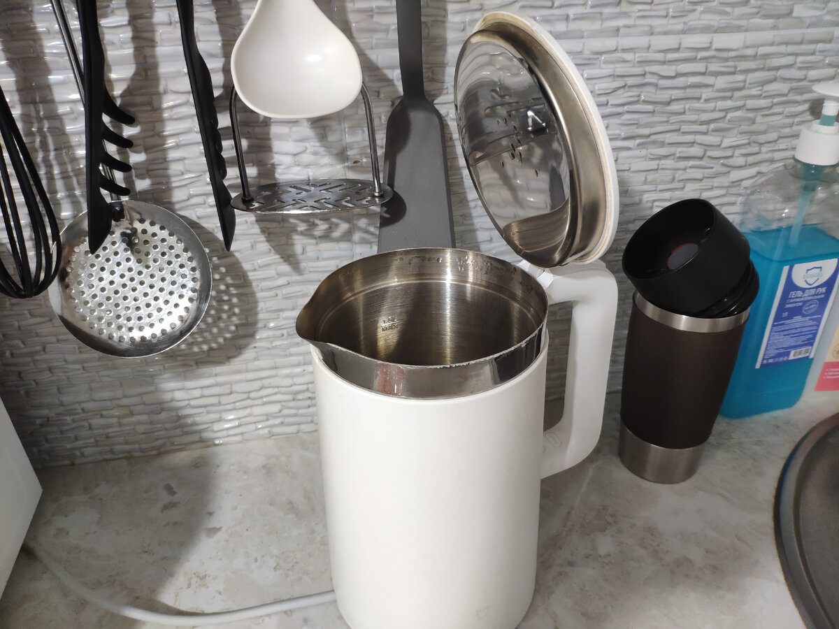 Експерти розповіли, як використовувати лимонну кислоту для покращення смаку чаю та кави