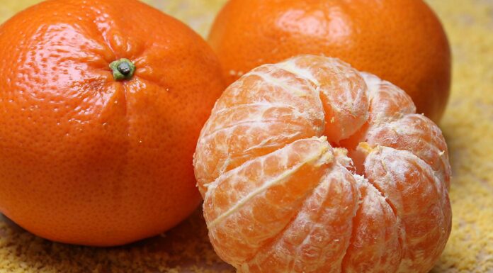 Збираю мандаринові шкірки кілограмами – і готую десерт за 5 хв: навіть свекруха “дуріє” від цих цукатів! Як приготувати цукати з мандаринових шкірок