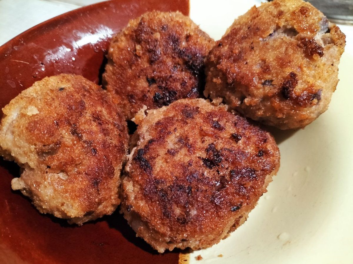 Кулінари розповіли, як приготувати дуже смачні та соковиті котлети, які сподобаються всім