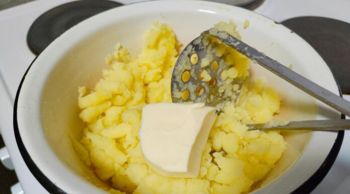 Як приготувати смачне картопляне пюре