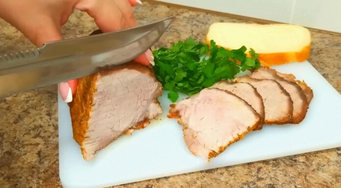 Більше не купую магазинний балик на бутерброди: знайшла рецепт домашньої буженини за 30 хвилин – я у захваті Кулінари показали, як приготувати домашню буженину всього за 30 хвилин