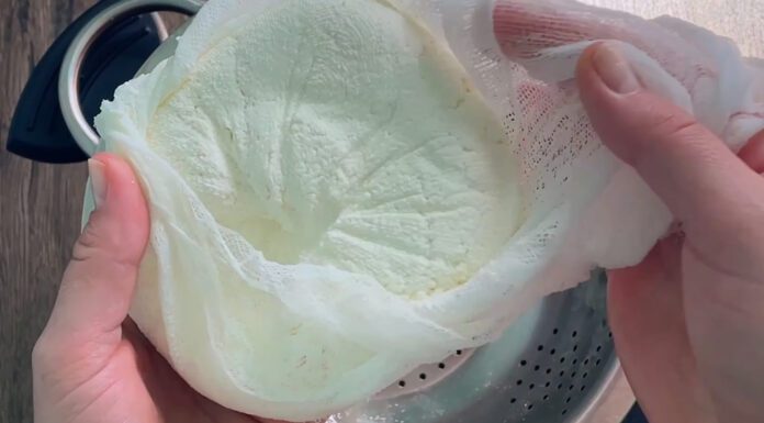 1 раз спробувала такий домашній сир і закохалася в рецепт. Більше в магазині не купую: мало хто так вміє Господині розповіли, як приготувати смачний домашній сир з будь-якого молока