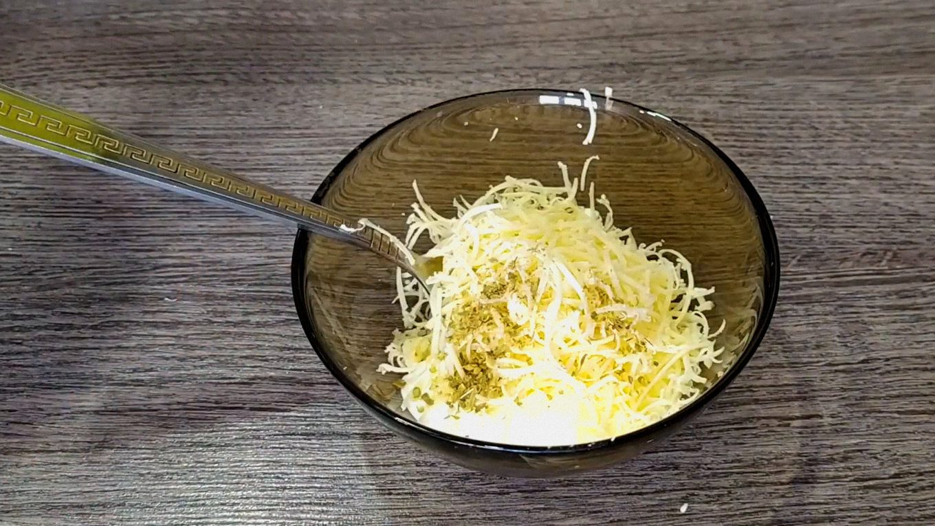 Залежно від того, який оберете сир, смак і аромат бутербродів виходитиме різним