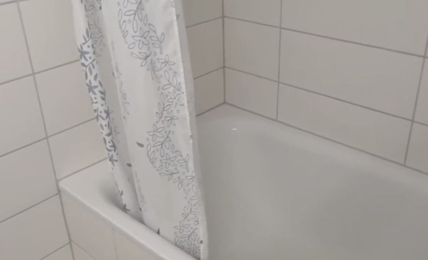 Як усунути плісняву у ванній кімнаті