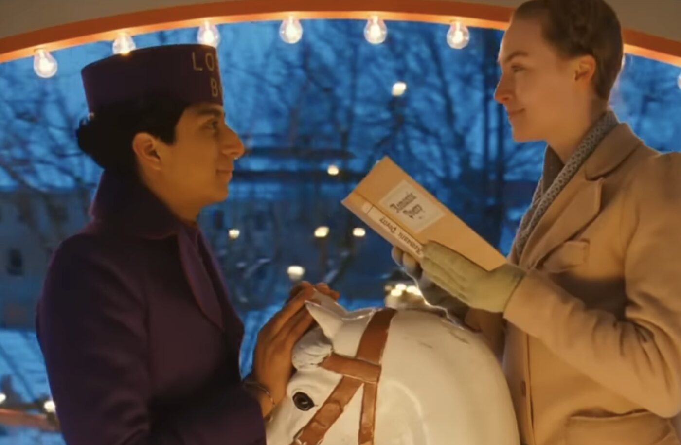 Десять новорічних фільмів, які варто переглянути кожному Десять новорічних фільмів, які варто переглянути кожному