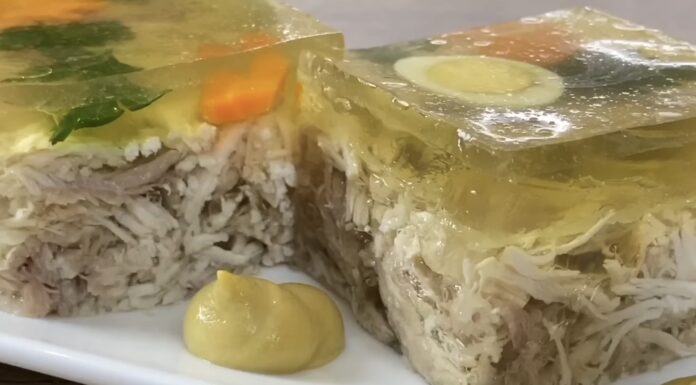 Кухар ресторану показав, що приготувати замість холодцю