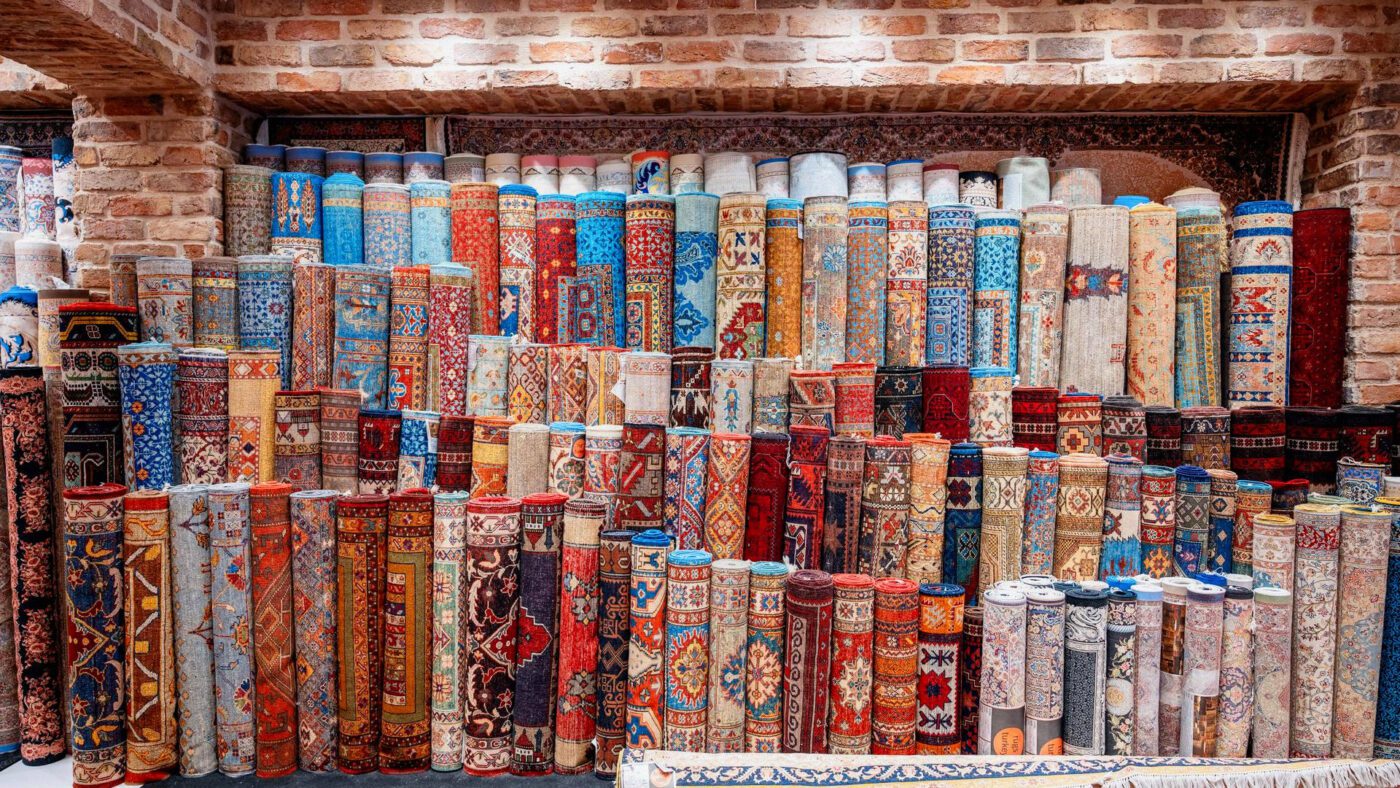 Вибір килимів зараз величезний, тому ви точно знайдете щось під свій інтер'єр і смак