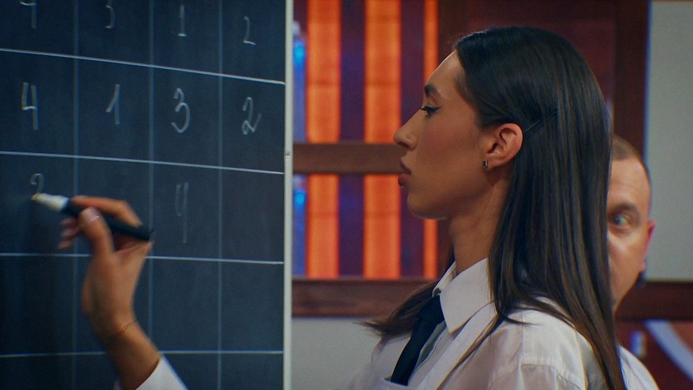 Глядачі досі згадують непорозуміння Вікторії з Людмилою, а особливо ситуацію на битві чорних