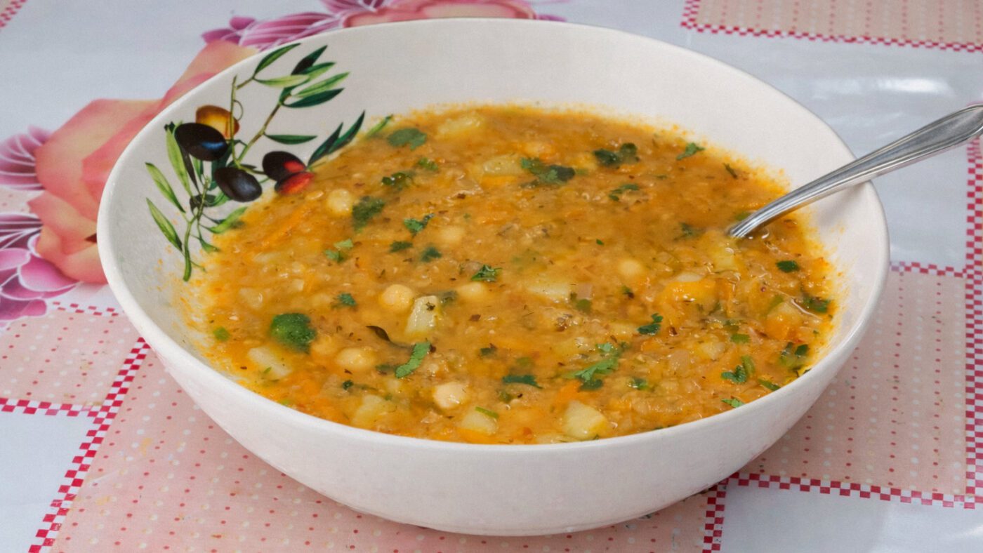 Кухарі пояснили, навіщо охолоджувати тарілки перед подачею страв