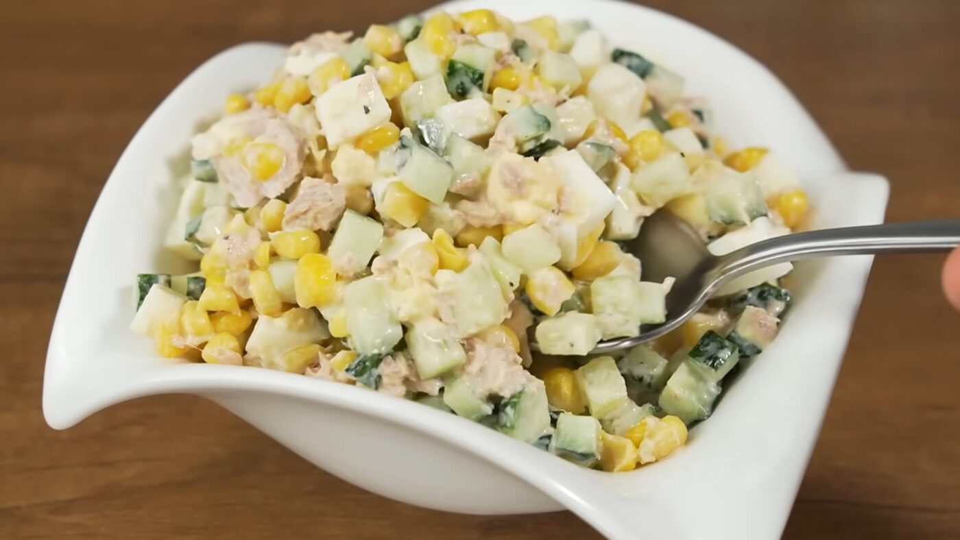 Господині розповіли, як приготувати 5 смачних салатів з доступних продуктів