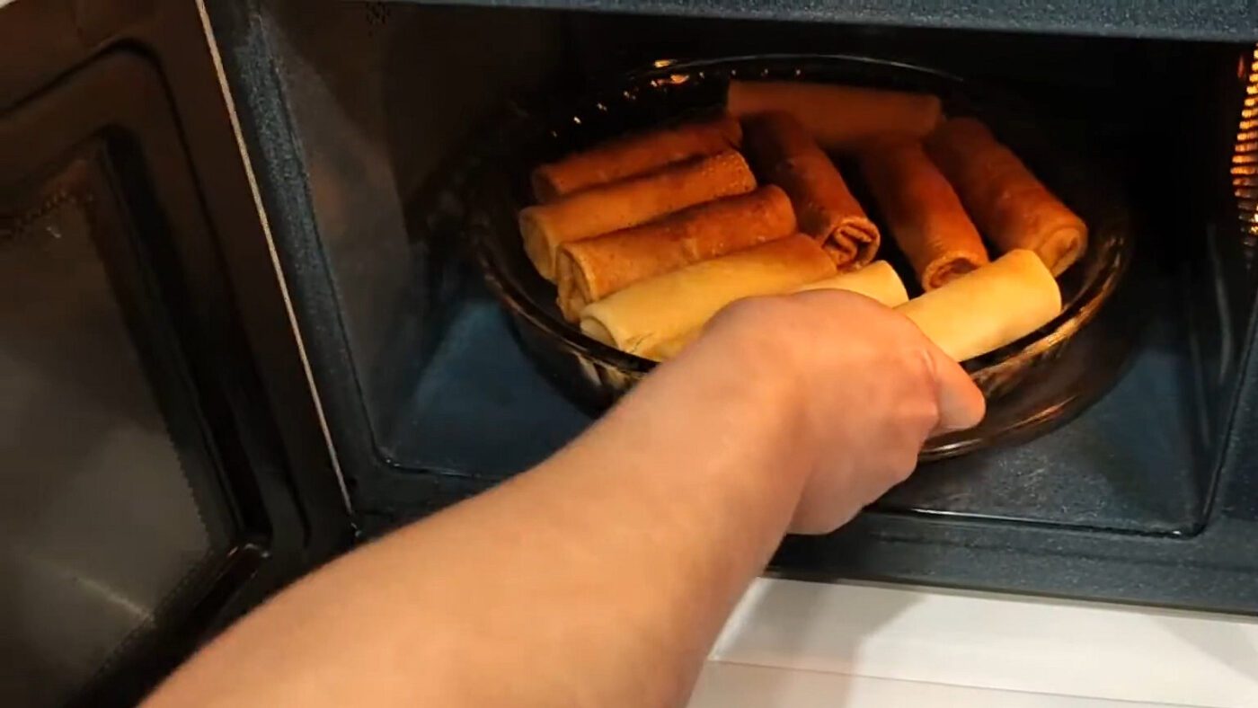 Кухарі поділилися правилами розігріву вчорашніх страв з м'яса, риби та картоплі