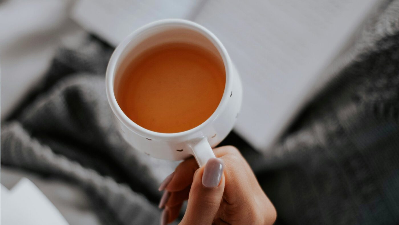 Трав'яні чаї перед сном заспокоюють нервову систему та допомагають організму готуватися до відпочинку