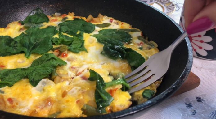 І не сало, і не вершкове масло: на чому краще смажити яєчню, щоб було 2 в 1 – і смачно, і корисно Кулінари пояснили, чому варто смажити яєчню на кокосовій олії замість звичайної