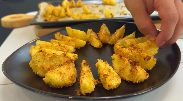 Господині показали, як приготувати смачну вечерю усього з 5 картоплин