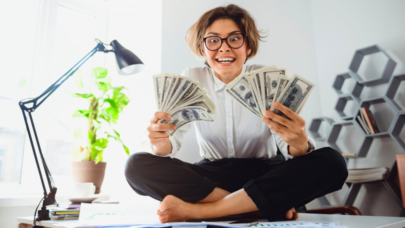 Кінець грудня для 3 знаків Зодіаку стане початком великих фінансових можливостей