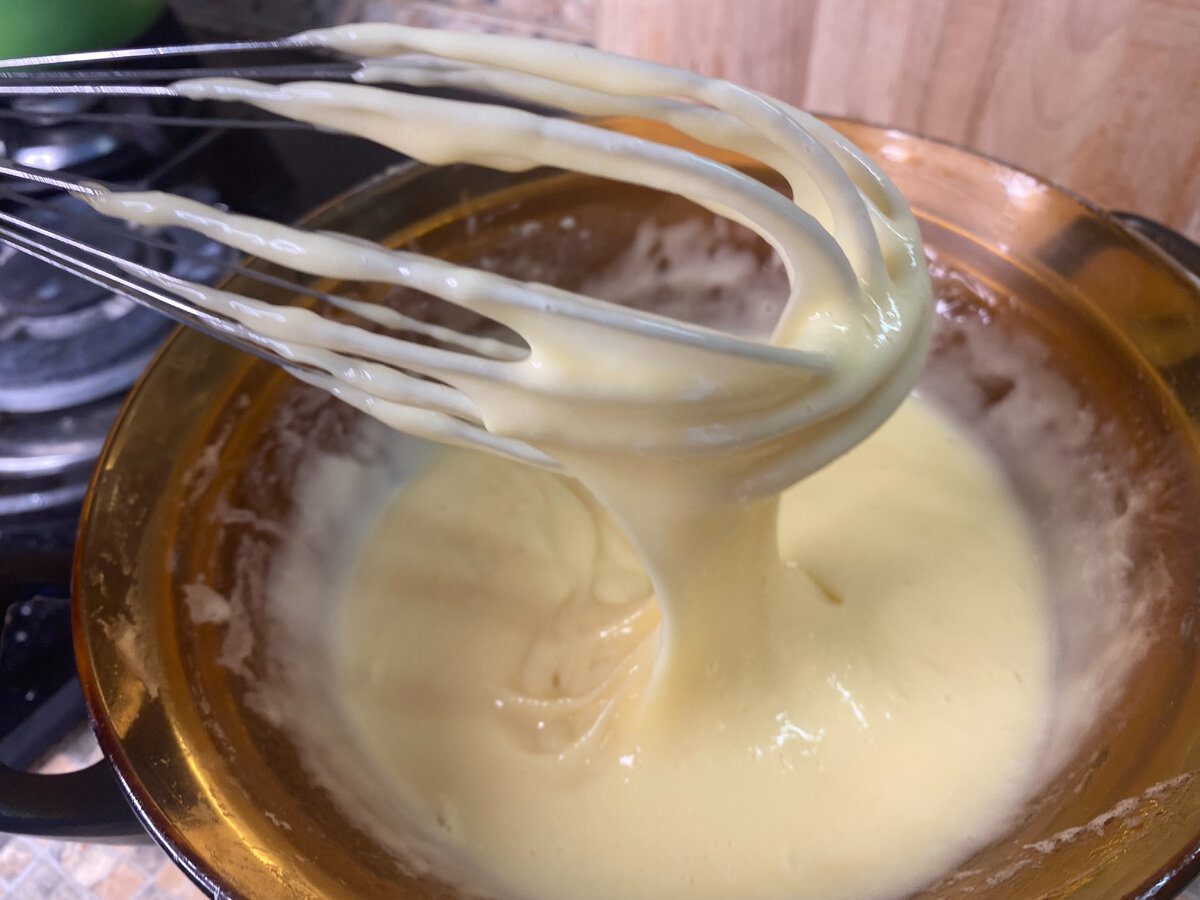 Кулінари розповіли, як приготувати надзвичайно смачний плавлений сир із доступних продуктів