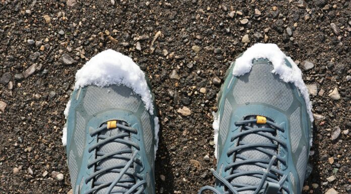 Як утеплити ноги в зимовому взутті