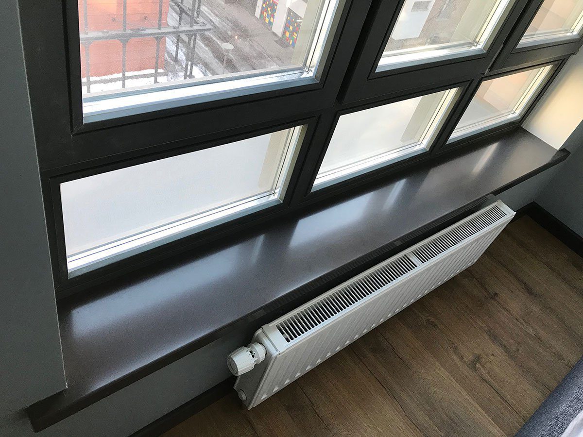 Експерти розповіли, як можна просто та без особливих витрат утеплити власне підвіконня