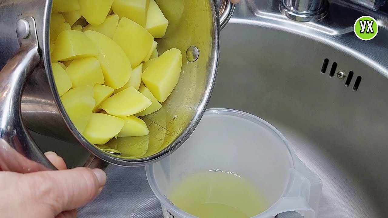 Експерти порадили простий спосіб, який допоможе приготувати картоплю без розварювання