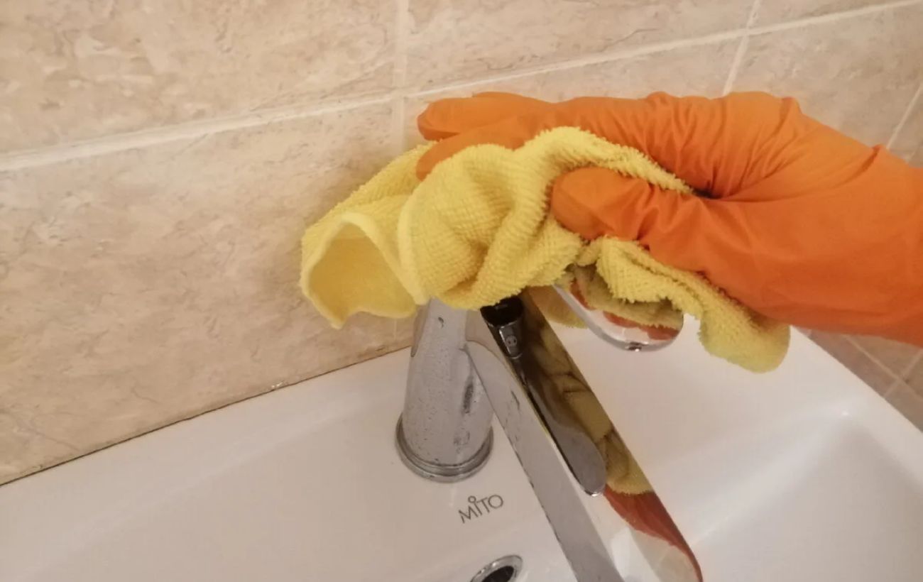 Експерти розповіли, як очистити ванну від жовтизни простим і надійним способом – лайфхак
