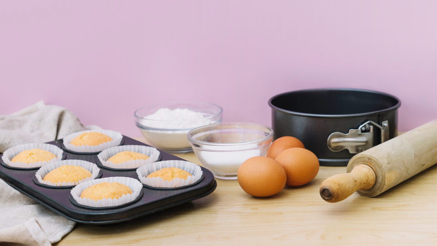 Якщо ви часто готуєте десерти, то краще мати цілий набір різних форм