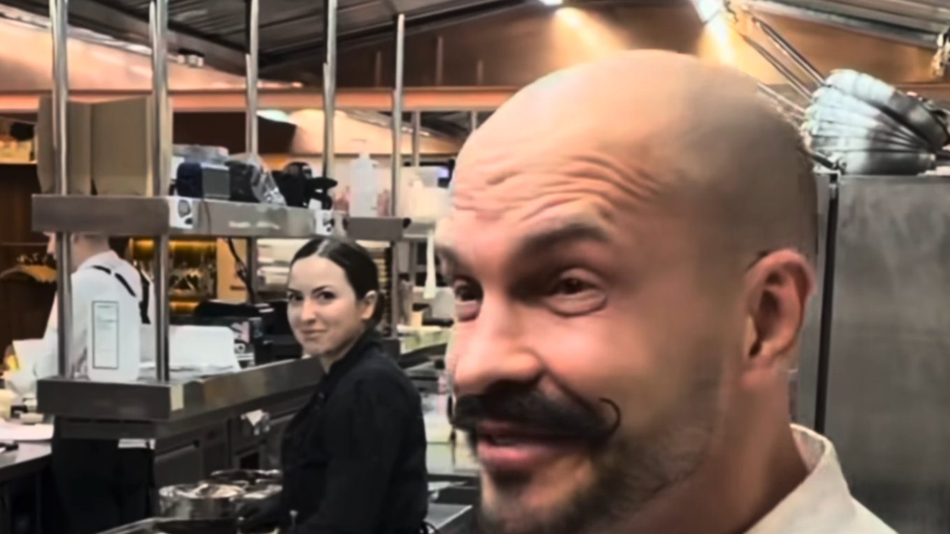 Шеф-кухар Володимир Ярославський та фіналістка 16 сезону Галина Оруджева