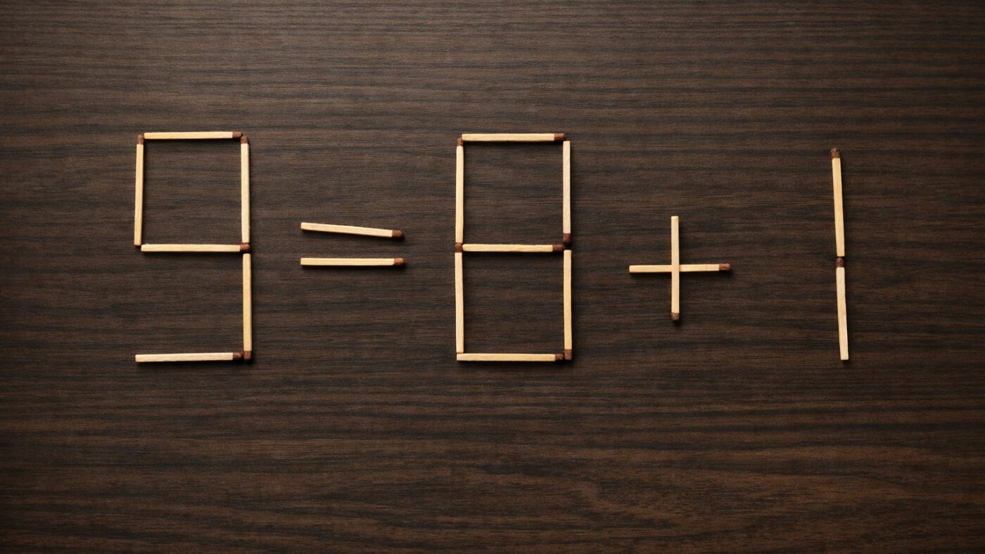 В таких головоломках зазвичай змінюють лише числа, тому багато хто забуває про знаки