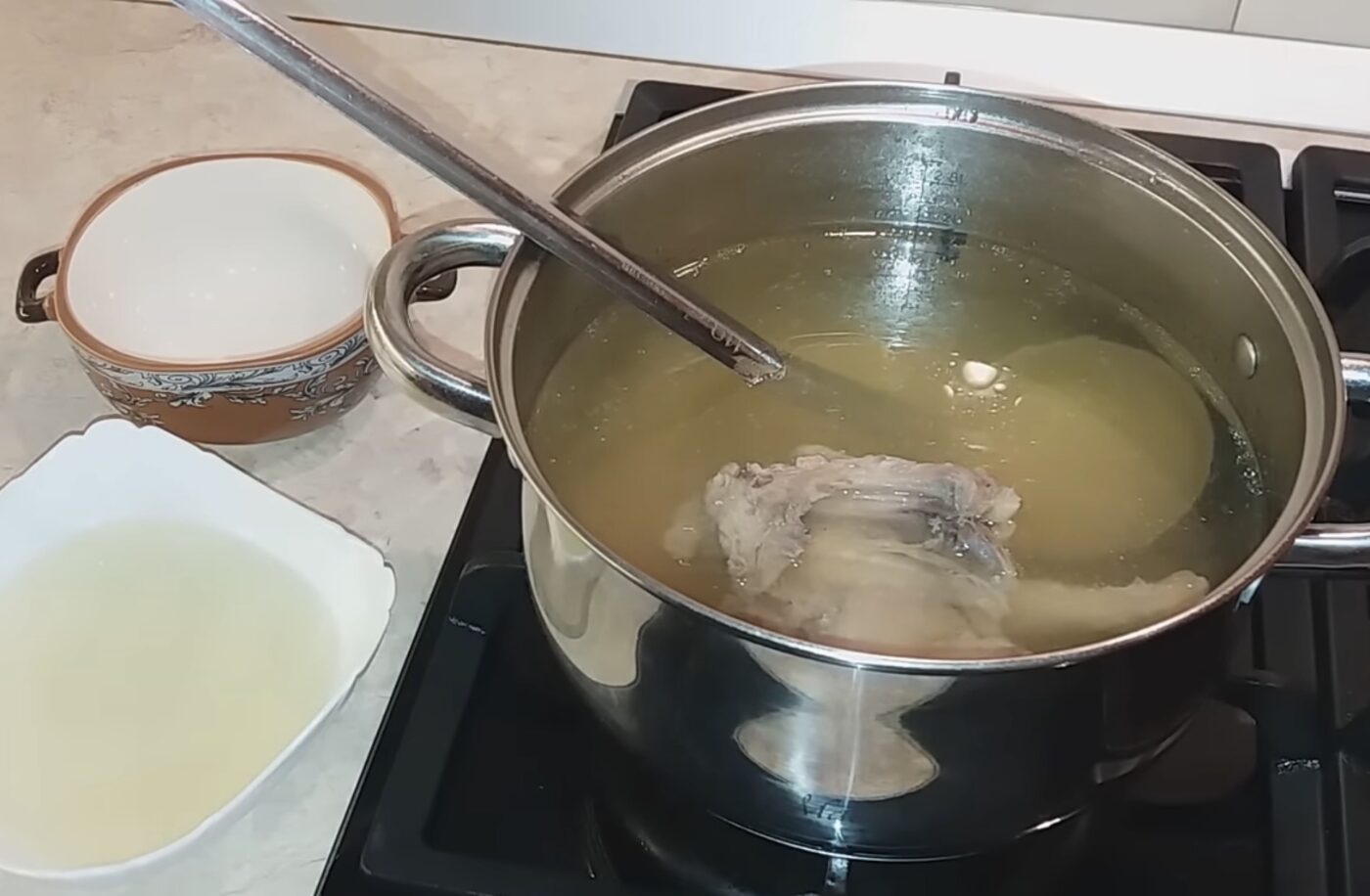 Особливий рецепт курячого бульйону